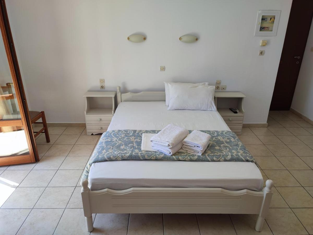 Afendra Hotel Skyros Bagian luar foto